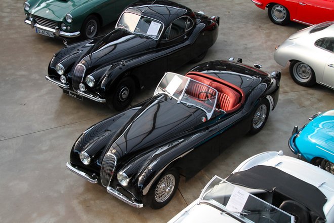 004_1948JaguarXK120.jpg