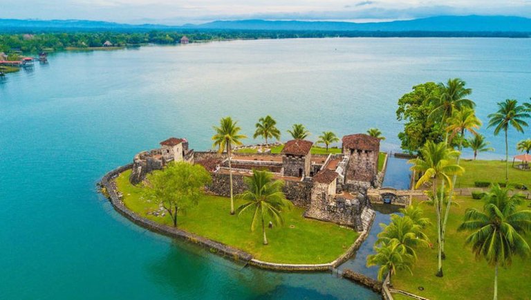 castillo san felipe.jpg