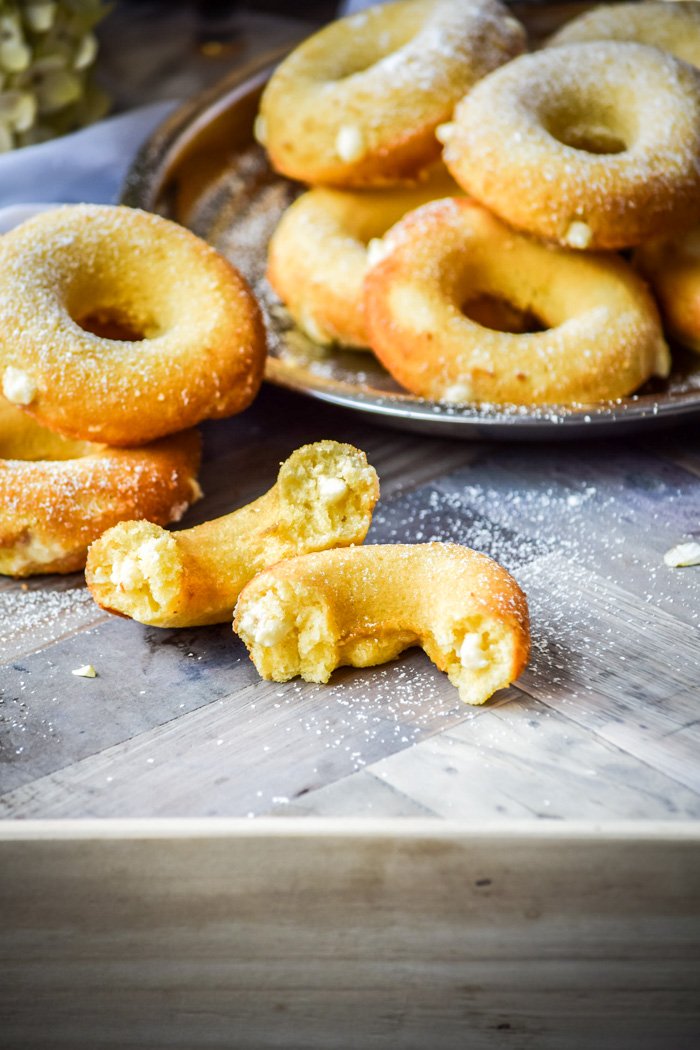 Twinkie Clone Doughnuts (Vegan).jpg