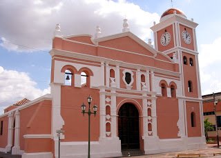 Iglesia de Barinas.jpg