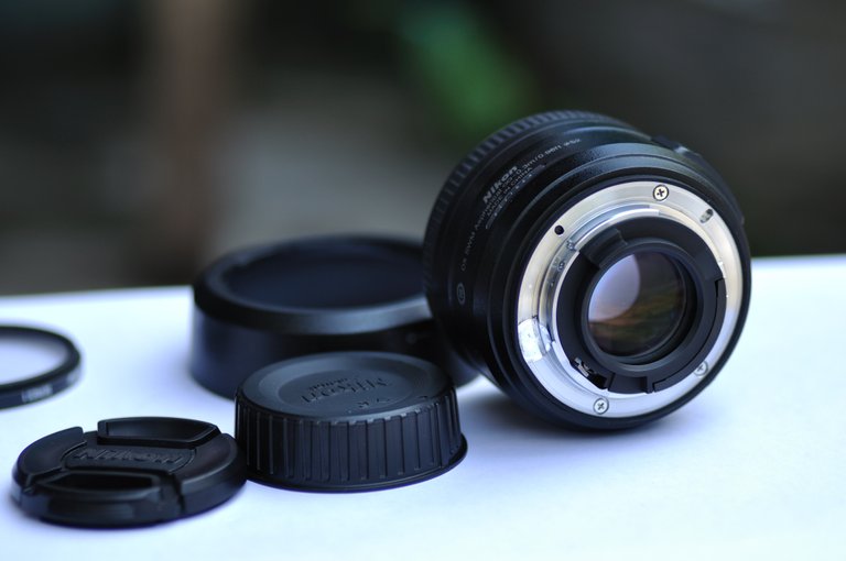 aperture-black-blur-279906.jpg