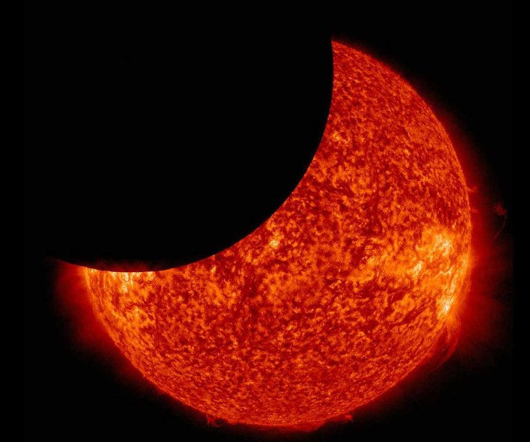 partial-solar-eclipse-fb2.jpg