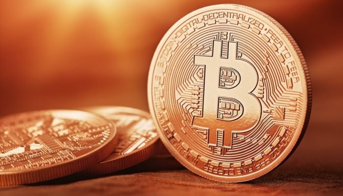 Fundstrat-Bitcoin-700x400.jpg