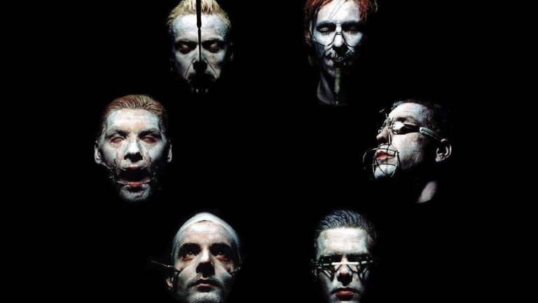 rammstein_band_members_faces_horror_2457_1366x768.jpg