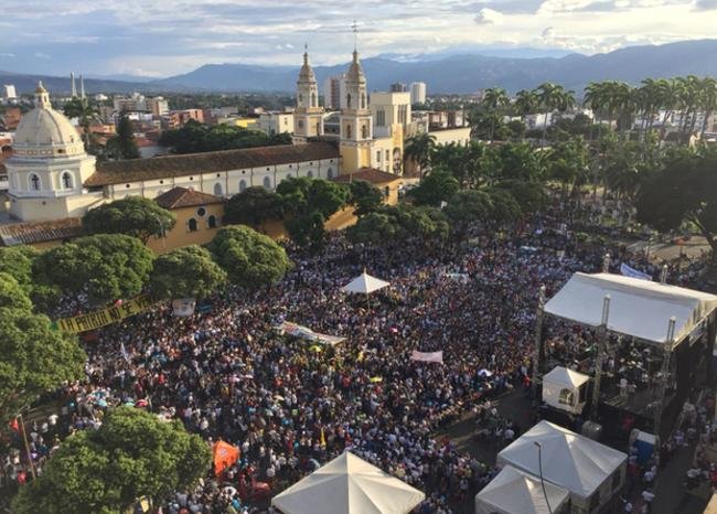 marcha_bucaramanga_santurban3.jpg