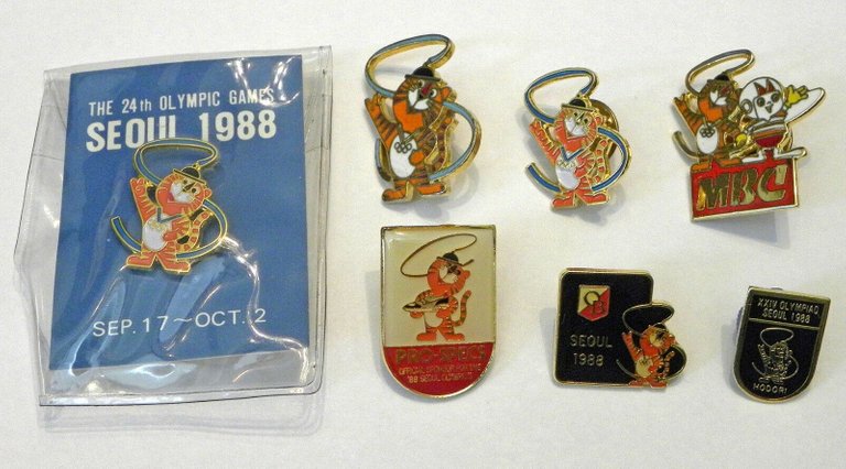 1988-Olympics-Seoul-South-Korea-souvenir-pins.jpg