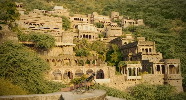 bhangarh1.jpg