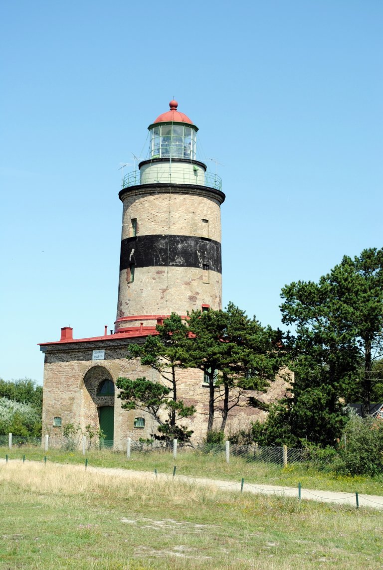 lighthouse-falsterbo_5944018400_o (FILEminimizer).jpg