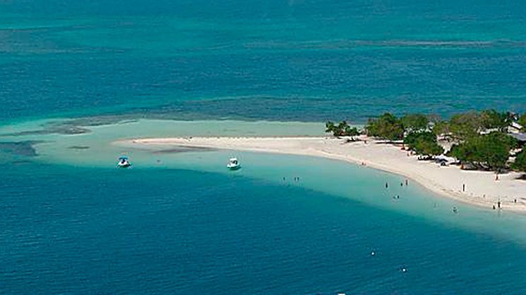 cayo sombrero vuelo.jpg