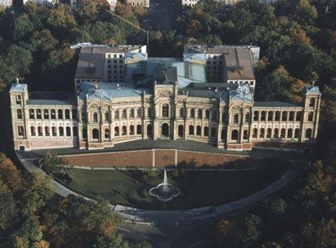 2018-10 - Bayern Landtag Maximilianeum.jpg