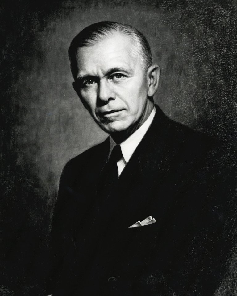 George_C._Marshall,_U.S._Secretary_of_State.jpg