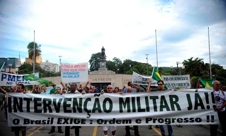 intervencao-militar.jpg