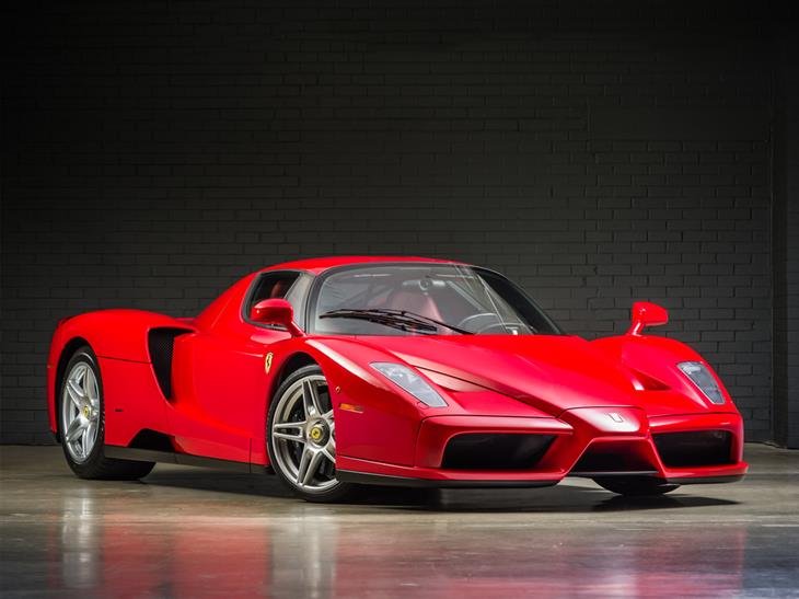 9.- Ferrari Enzo (2002-2004)..jpg