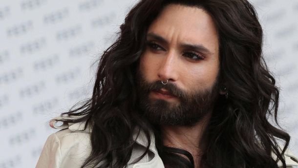 tom-neuwirth-besser-bekannt-als-conchita-wurst-moechte-seine-maskuline-seite-von-nun-an-hervorheben-archiv-.jpg