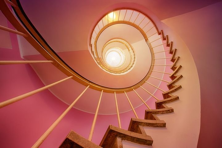 stairs-3112405__480.jpg