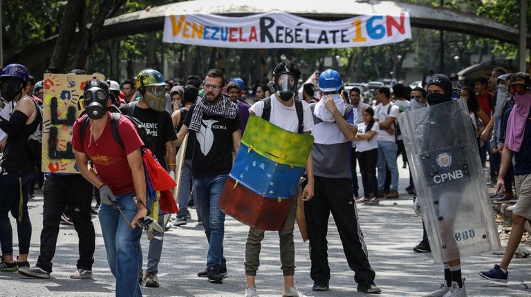 venezuela-marcha-16n-k4tG--1248x698@abc.jpg