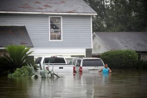 cary-residents-flood-water-damage-restoration-group-300x200.jpg