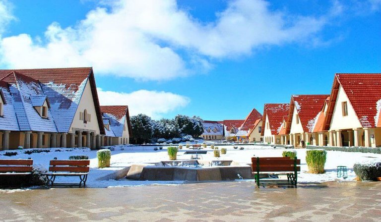 Ifrane-morocco-3.jpg