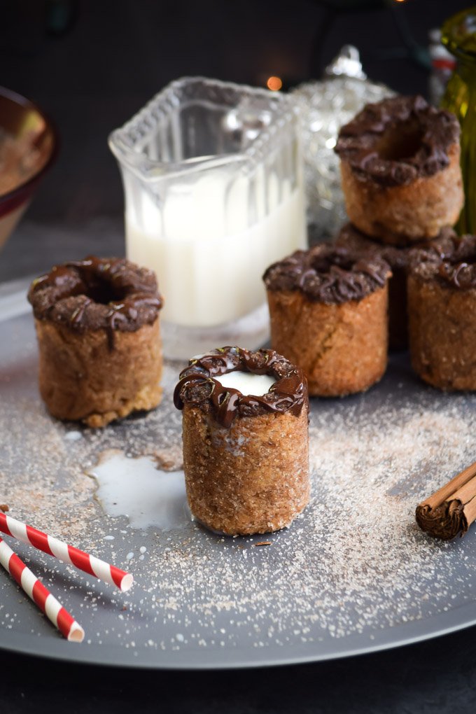 Chocolate Coated Snickerdoodle Milk & Cookie Shots (6).jpg