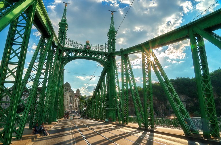 Hungary-Budapest-Liberty-Bridge-7462.jpg