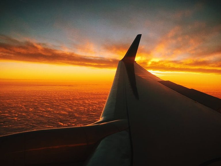 flight-sunset-red-clouds.jpg