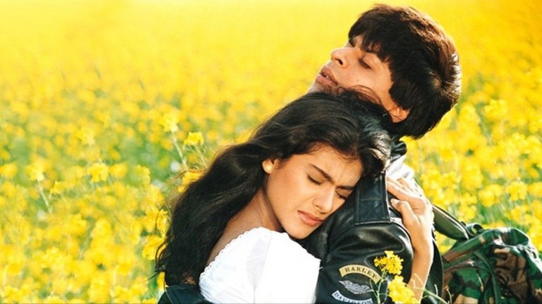 dilwale-dulhania-le-jayenge-1995-003-couple-yellow-field.jpg