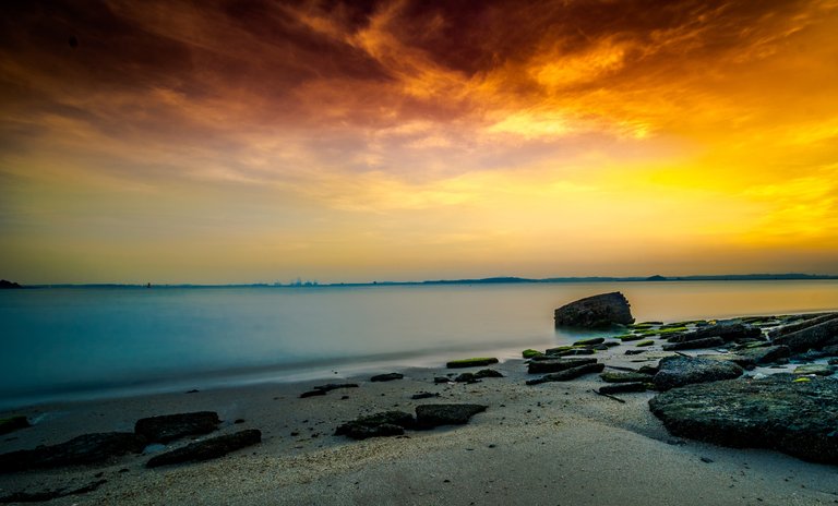 beach-beautiful-cloud-301503.jpg