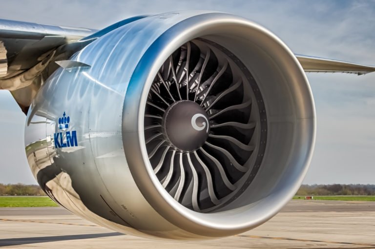 Jet-engine-KLM-768x510.jpg