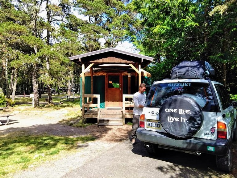 7. yurt (2).jpg