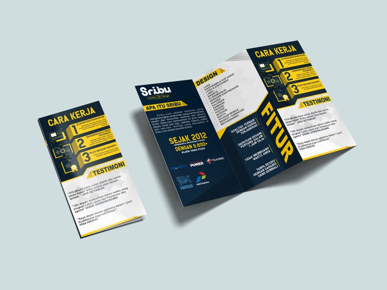 Free Z-Fold-Brochure Mockup PSD.jpg