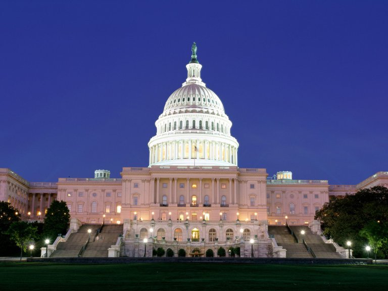 Capitol-Building-At-Night-Washington-DC-1-1600x1200.jpg