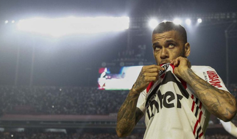 dani alves sao paulo.png