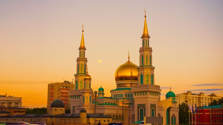 moscow-cathedral-mosque-1483524_1280.jpg