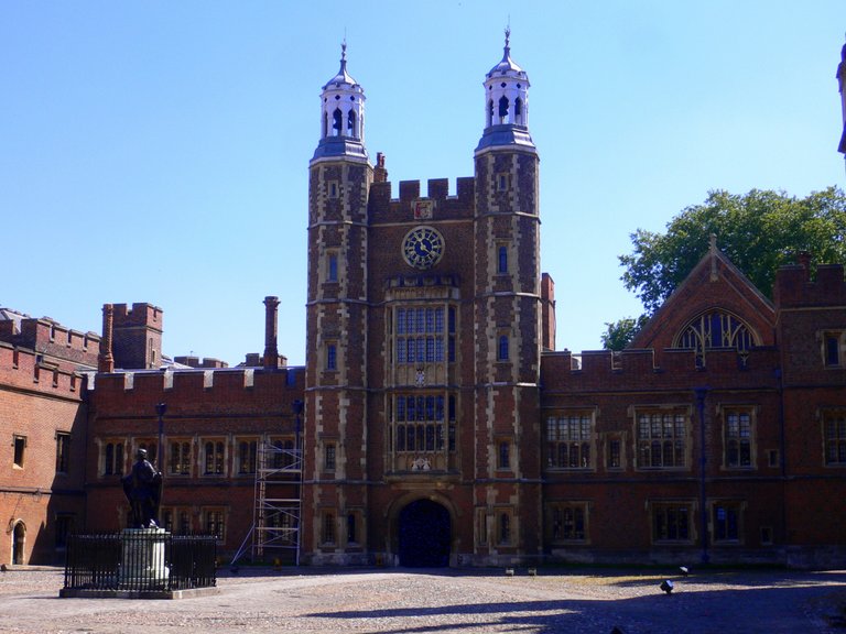 Eton College Windsor.jpg