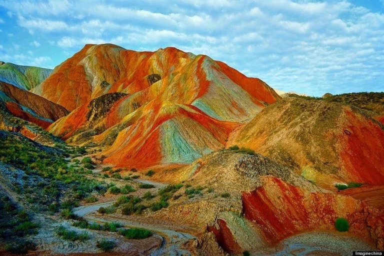 @ fatimakarimms twitter Red mountains, AKA rainbow mountains, Zhangye Danxia Landform Geological Park, China.2.jpg