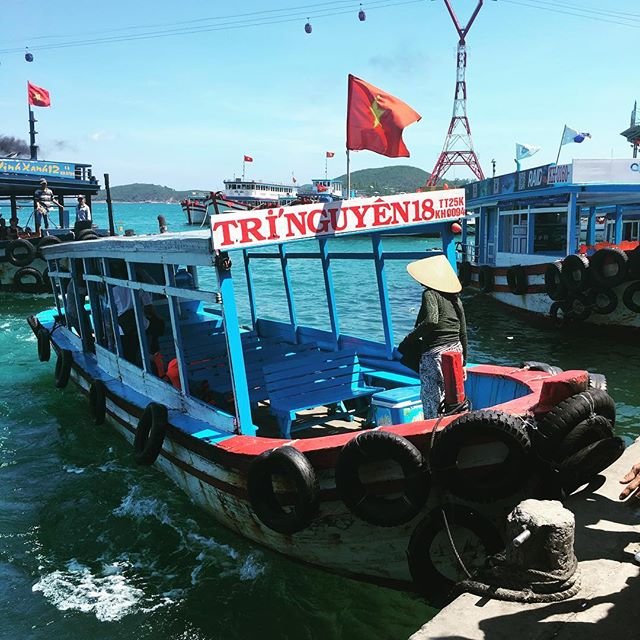 Vietnam boat closeup.jpg