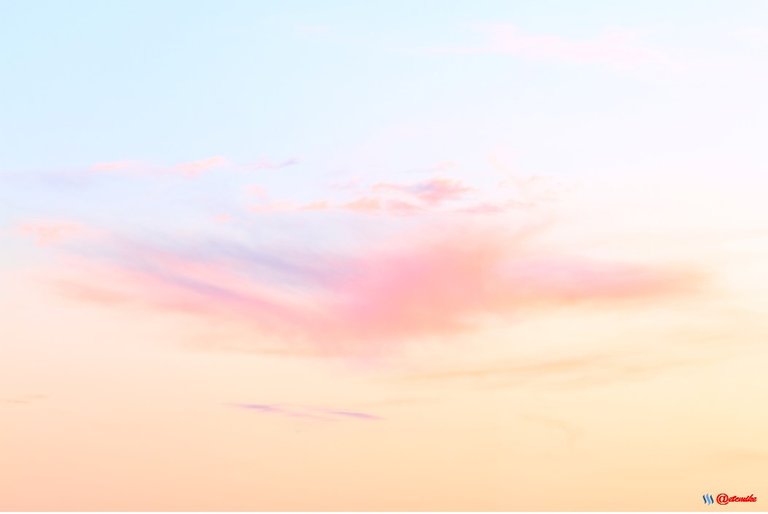 sunrise clouds colorful skyscape pink SRC0118.JPG