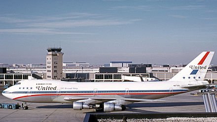 440px-Boeing_747-122_N4718U_UAL_ORD_02.12.73_edited-3.jpg