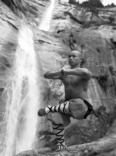 Shaolin monks training 18.PNG