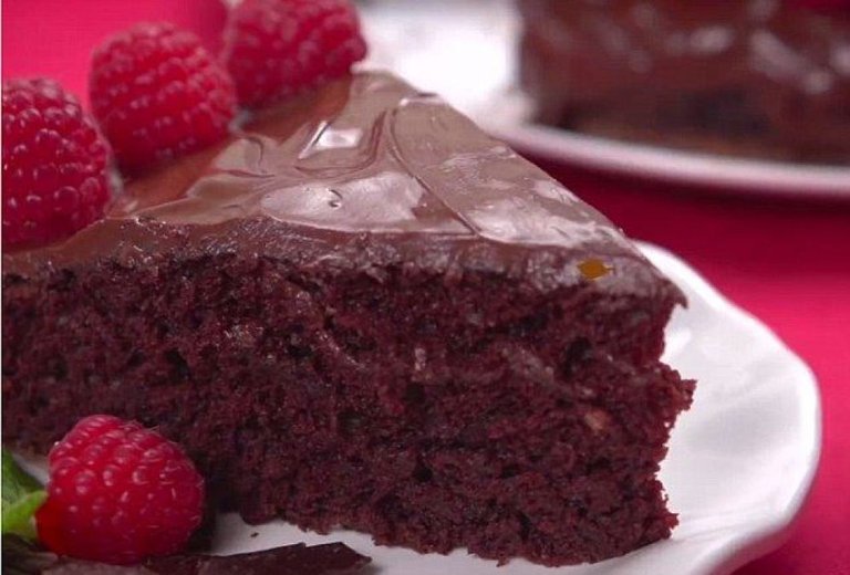 asi-se-cocina-un-bizcocho-de-chocolate-sin-huevos-leche-ni-mantequilla.jpg
