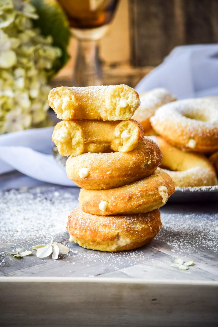 Twinkie Clone Doughnuts (Vegan)-3.jpg