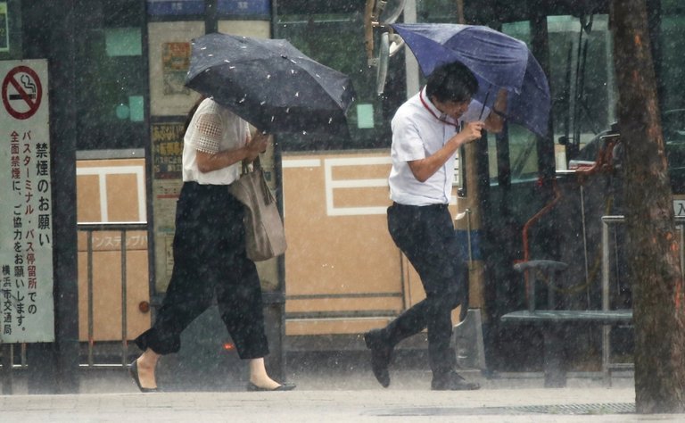 japan-typhoon-3.jpg