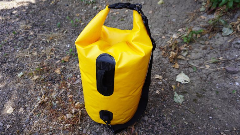 DRYBAG.JPG