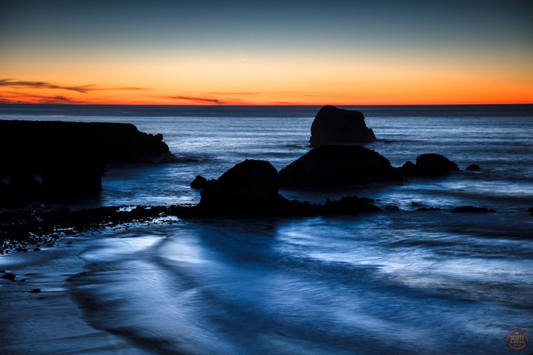 Plaskett Rock at Sunset 5.jpg