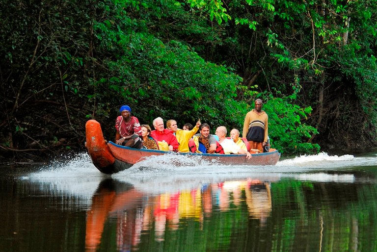 discover suriname lp Boot Tocht Was Wasie_DG9.jpg