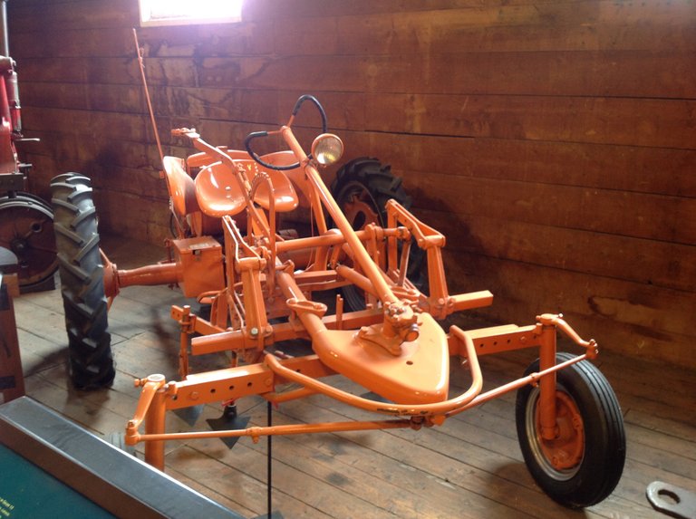 tractor - orange.JPG