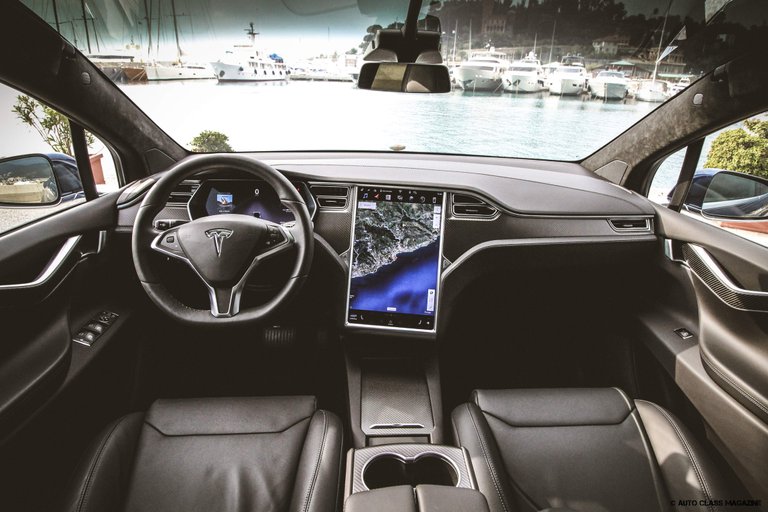 Auto-Class-Magazine-Tesla-Model-X-9.jpg