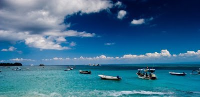 Pantai_Nusa_Lembongan_by_SaiogaMan.jpg