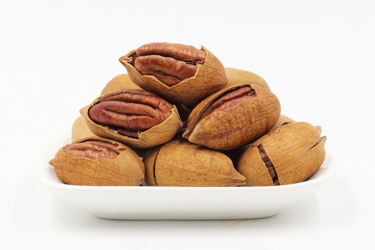 pecans-1214697_1280.jpg