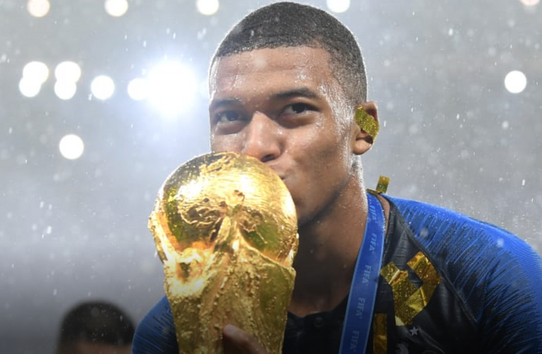 MBAPPE_001.png